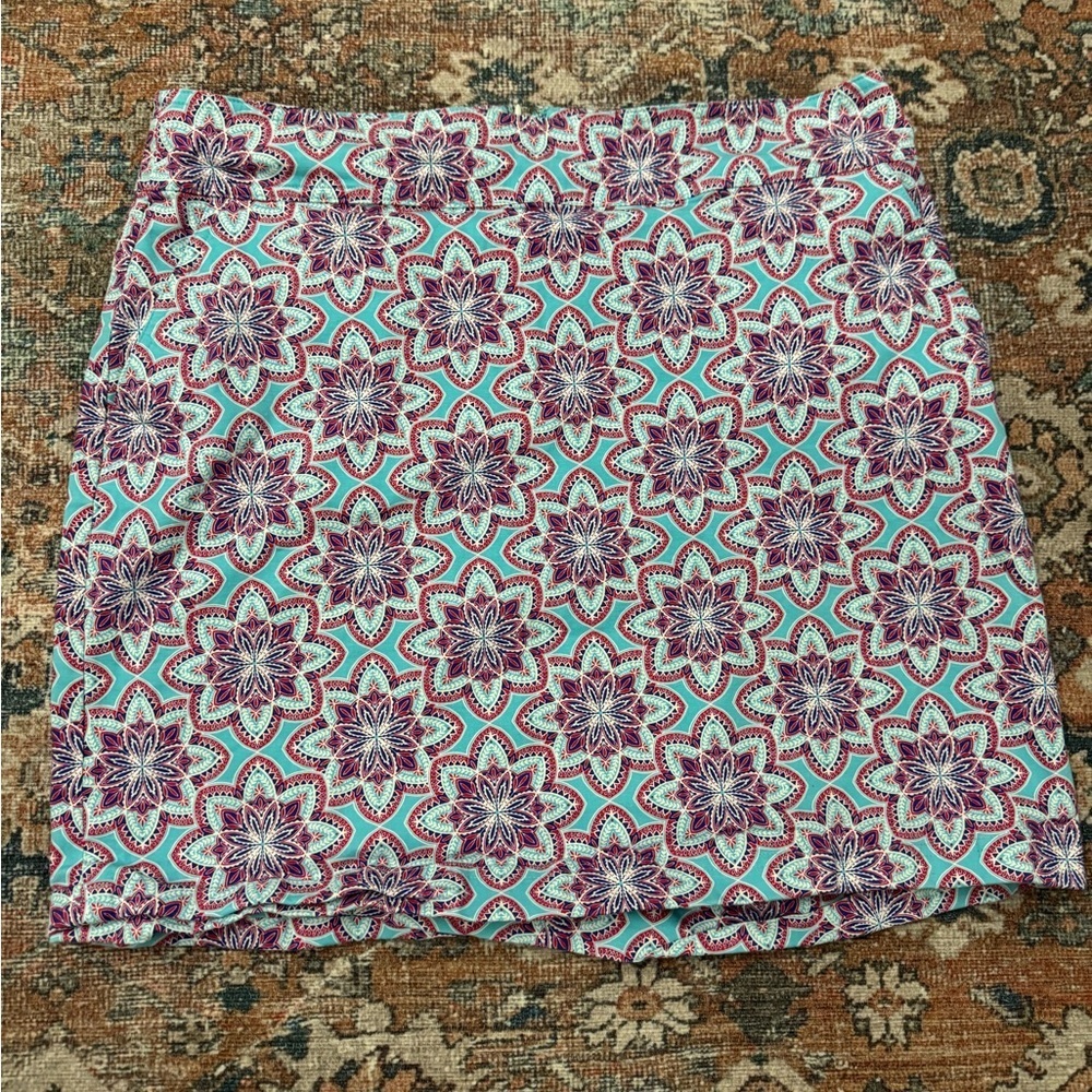 Talbots Women’s golf 14 turquoise/Red Floral Geometric athleisure Mini Skirt